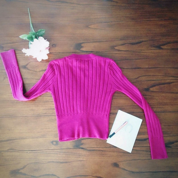 Sweater - Picture 2 of 2